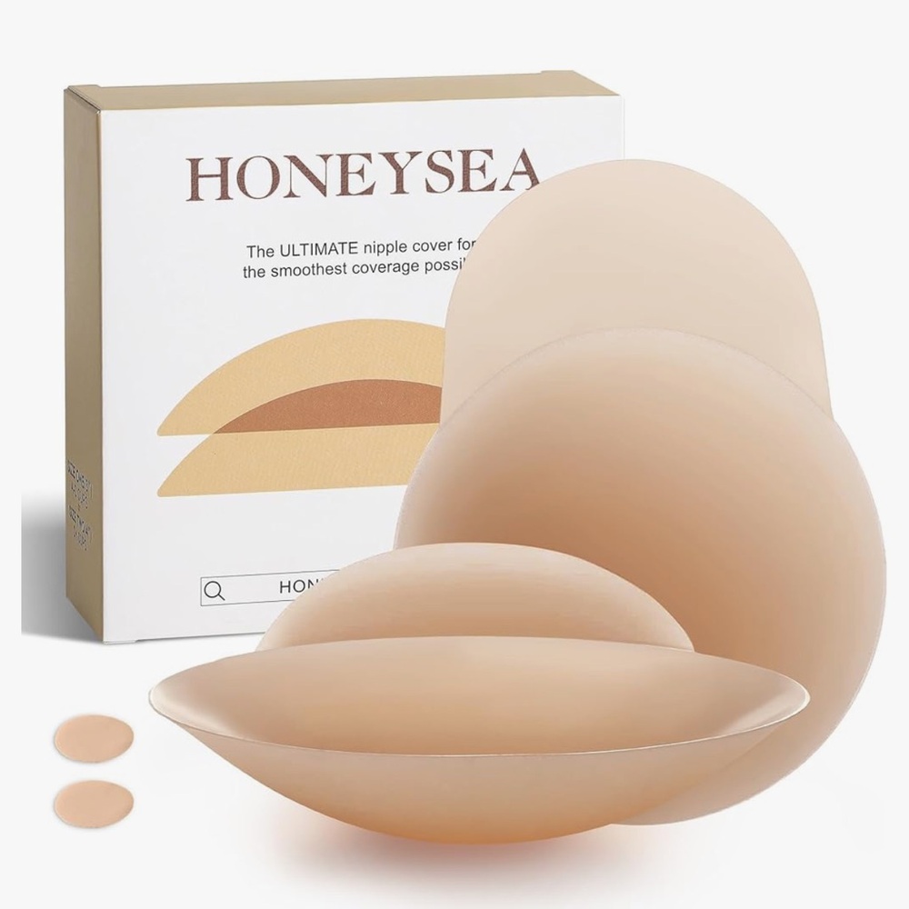 ✨BNWT - Honeysea Silicone Nipple Covers - Reusable Adhesive Cover - A-C cups✨